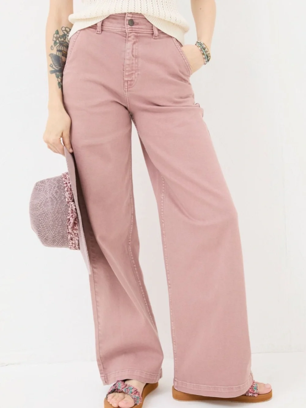 Fatface Cassie Wideleg jean in rosepink - Picture 2 of 4